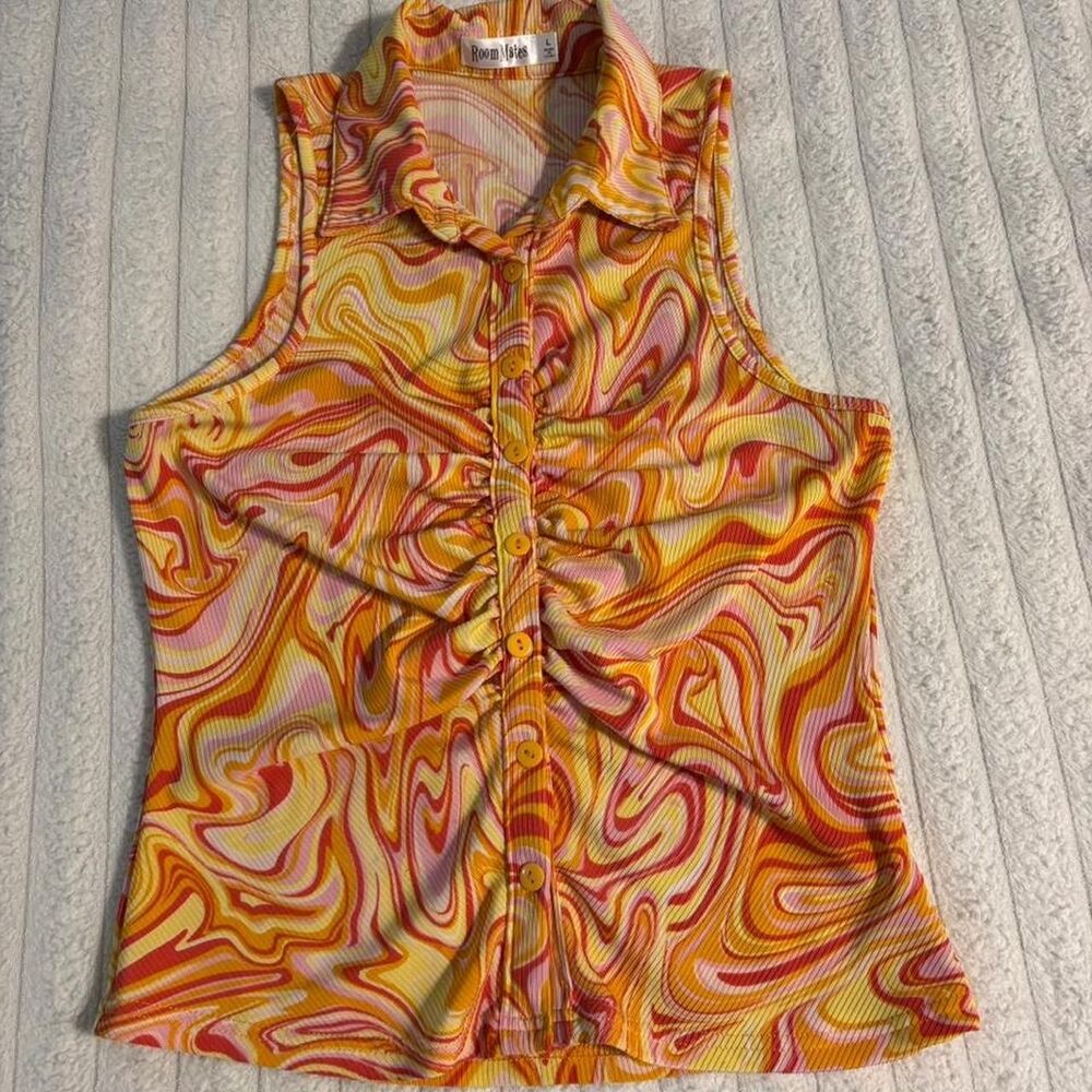 Room Mates Women's multi Shirt